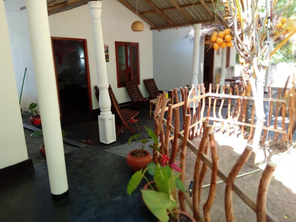 Mamba Hotell Tangalle Exteriör bild