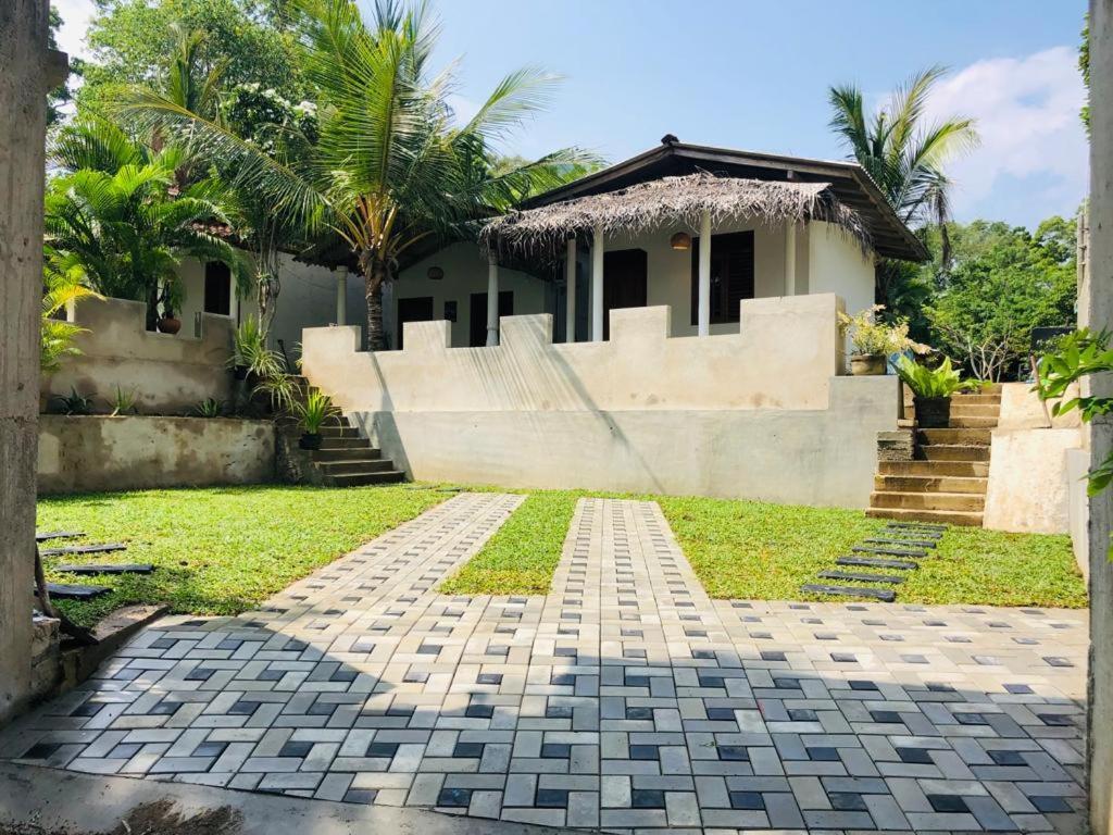 Mamba Hotell Tangalle Exteriör bild